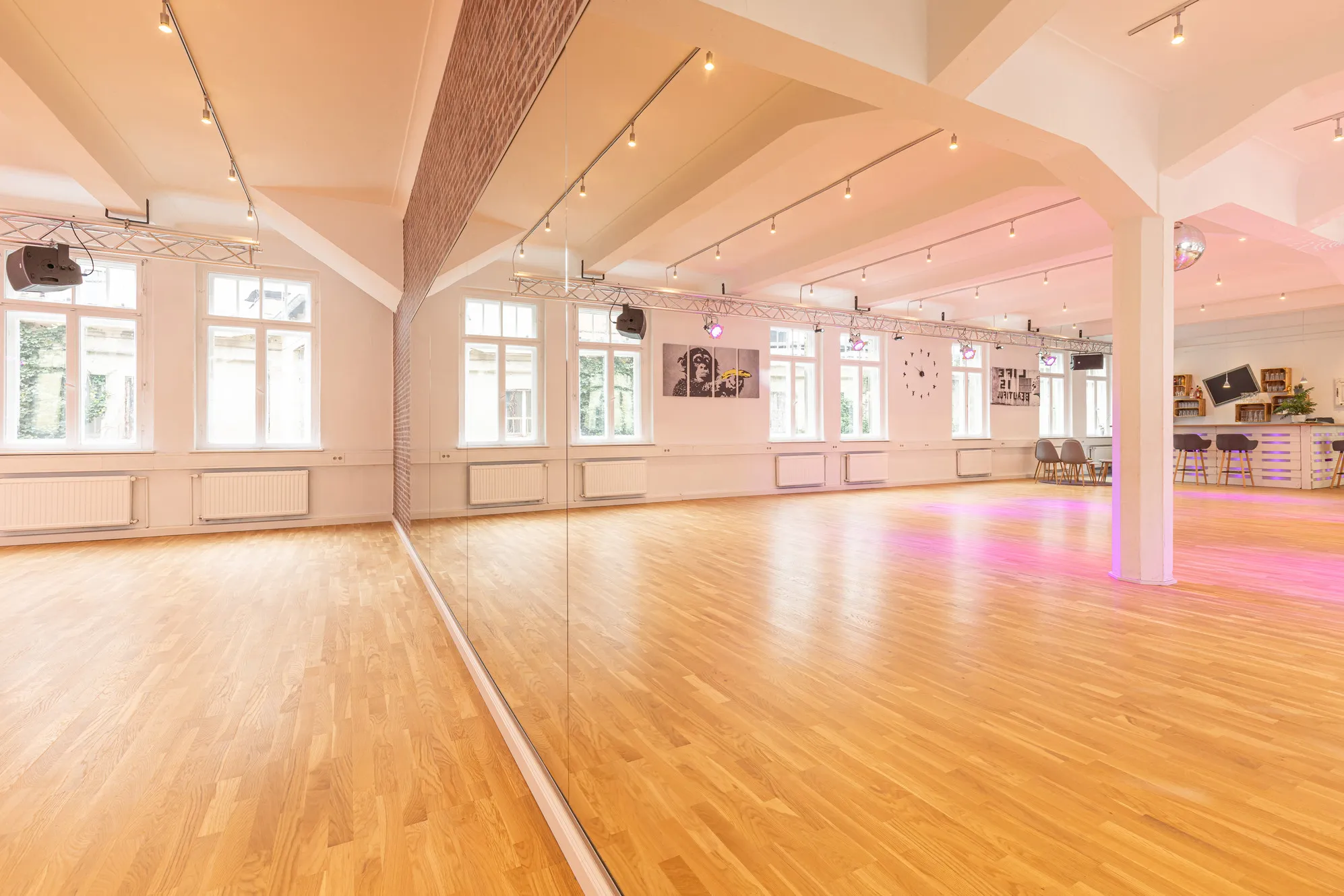 ADTV Tanzschule Step BY Step