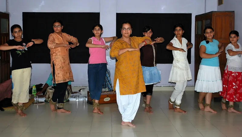 Kalakar School Of Dance & Music