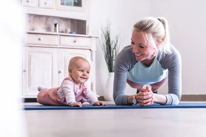 Move Baby | Prä-/ Postnatales Training & Babykurse, Yogakurse