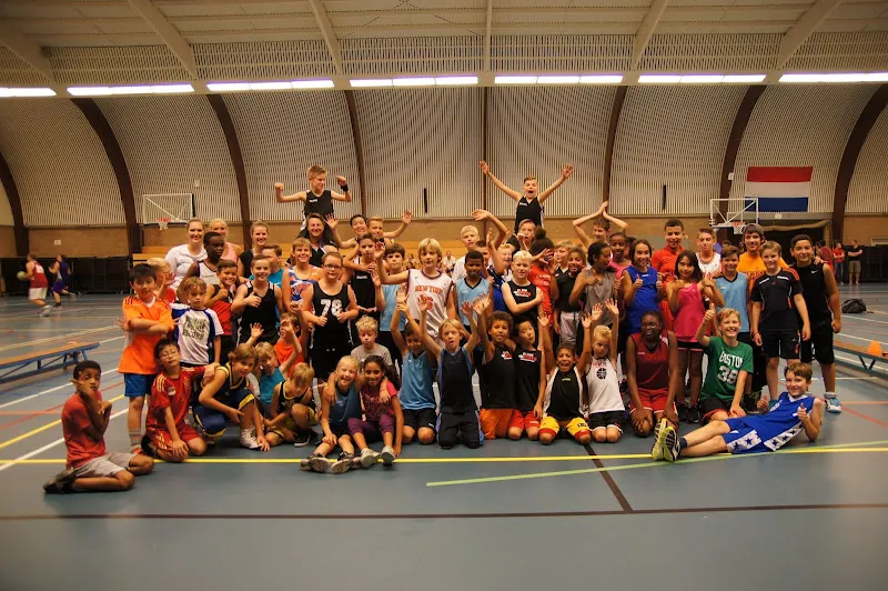 Almonte Basketball Club