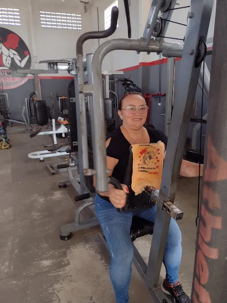 Magnum Fit Academia