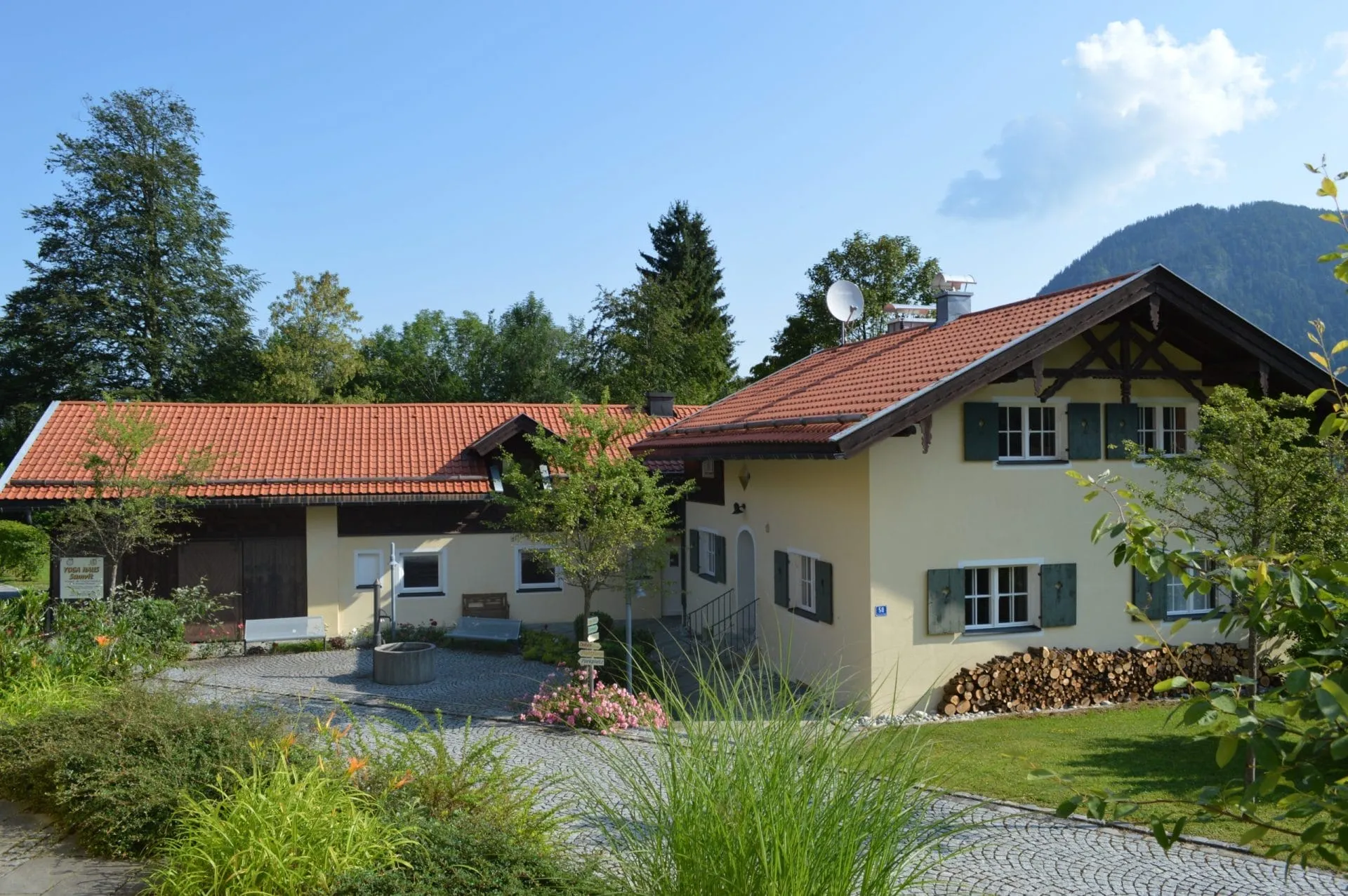 YOGAHAUS Samvit