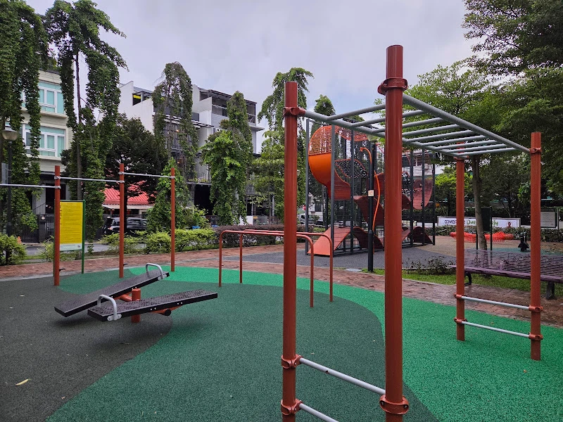 Fitness Corner in Cambridge Park