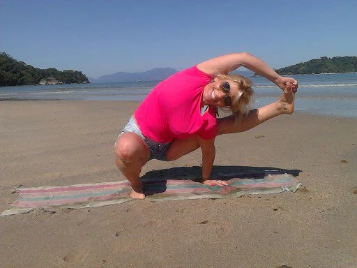 mais yoga namaste