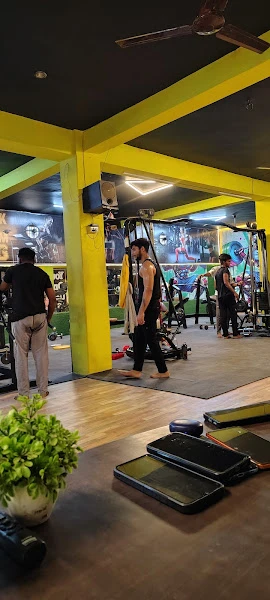Dinna fitness gym