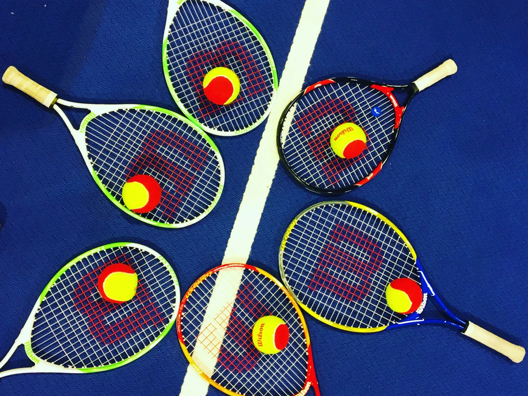 NRGTENNIS - Dein Partner als Tennisschule im Kindertennis in der Region Aarau im Aargau