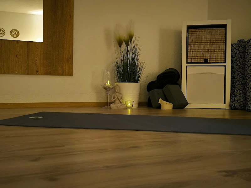 The Calm Mind - Yoga by Jenny