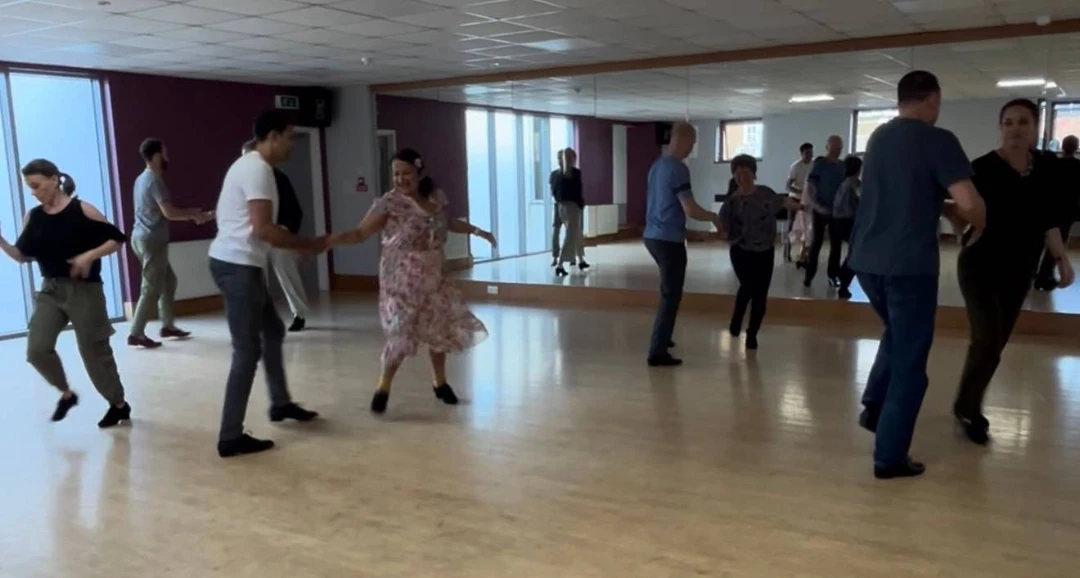Beginners Ballroom & Latin Dance Classes