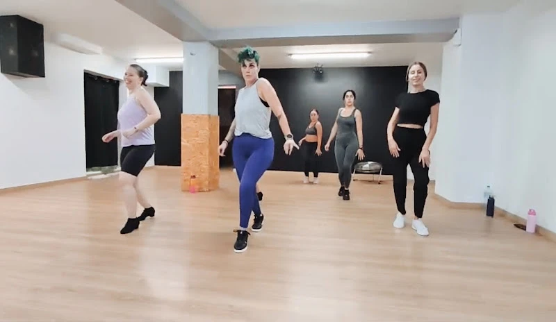 Kalalú - Dance School