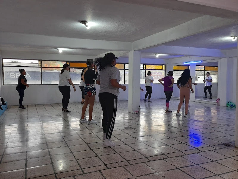 Academia de baile MARCO De LEÓN