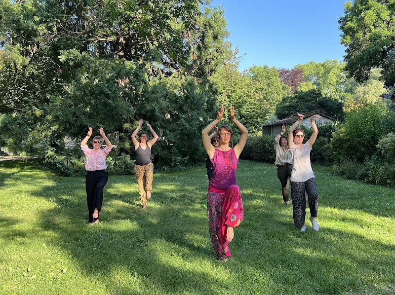 Fleur'essence Yoga Et Qi Gong