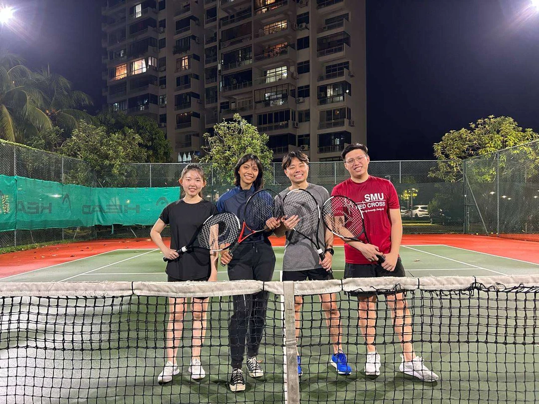SportHitch Tennis