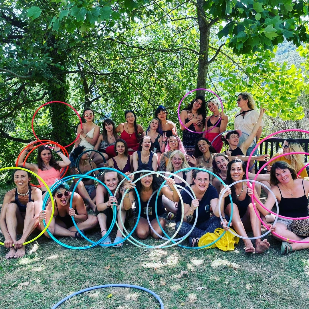 Fans of Hooping