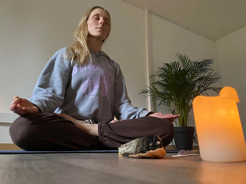 L'aura Yoga