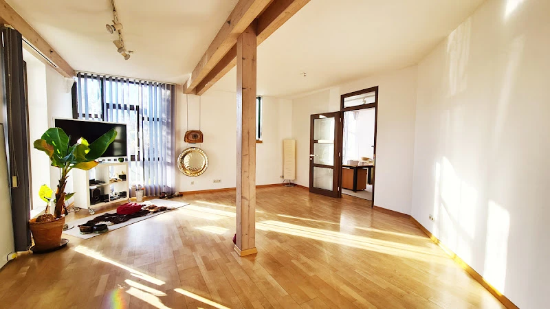 yogi-yogini - Yogastudio, Gongausbildung & Heilpraktikerpraxen