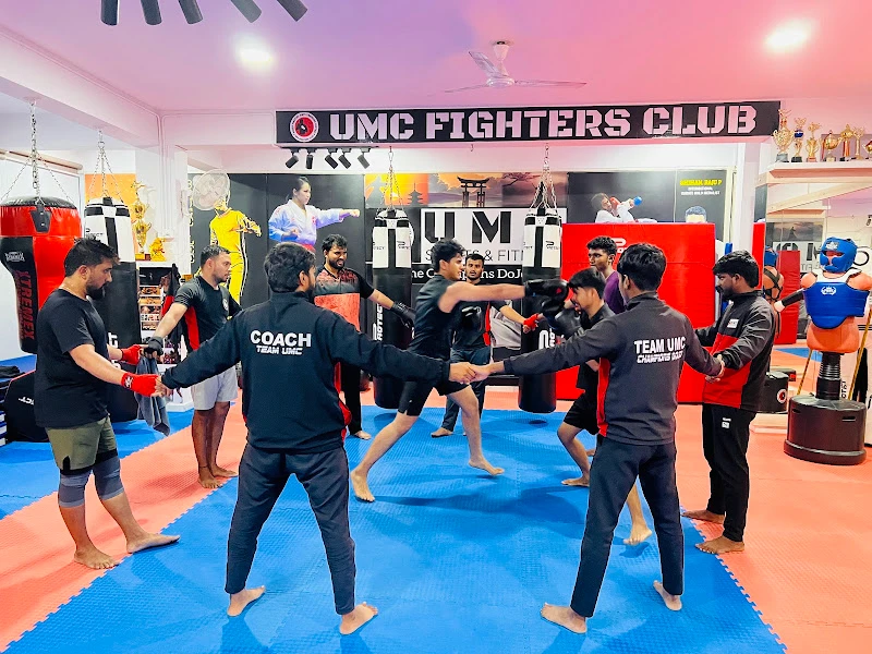 United Martial Arts & Activity Club | KARATE | GYMNASTICS | MMA | BOXING | KICKBOXING | MUAY THAI | BJJ | FITNESS TRAINING