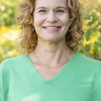 Barrie Risman Yoga