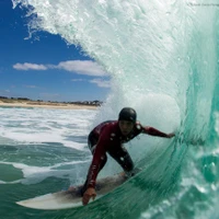 Mana Surfing