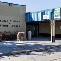 Optimist / George Blundun Arenas