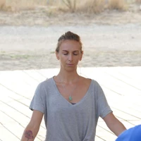 Fanny Ros yoga | Yoga Perpignan et Cabestany | Massages Ayurvéda