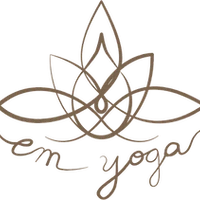 Em Yoga Stehelin