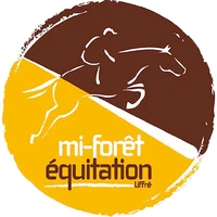 Equestrian Center De Mi- Forêt