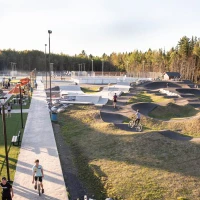 Skatepark Pump Track Lac Georges