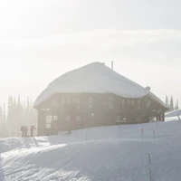 Purcell Mountain Lodge