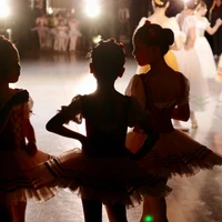 Louise Elizabeth School of Dancing