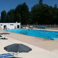 Piscine d'été de Sauzé-Vaussais