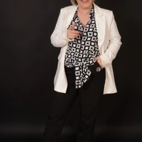 Delphine Schmitt Formatrice Sophrologist Practitioner Pnl