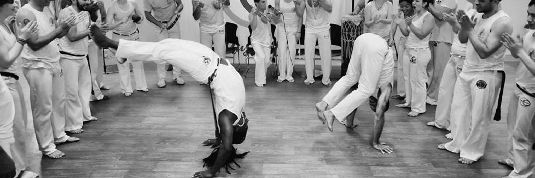 Ungu Capoeira School