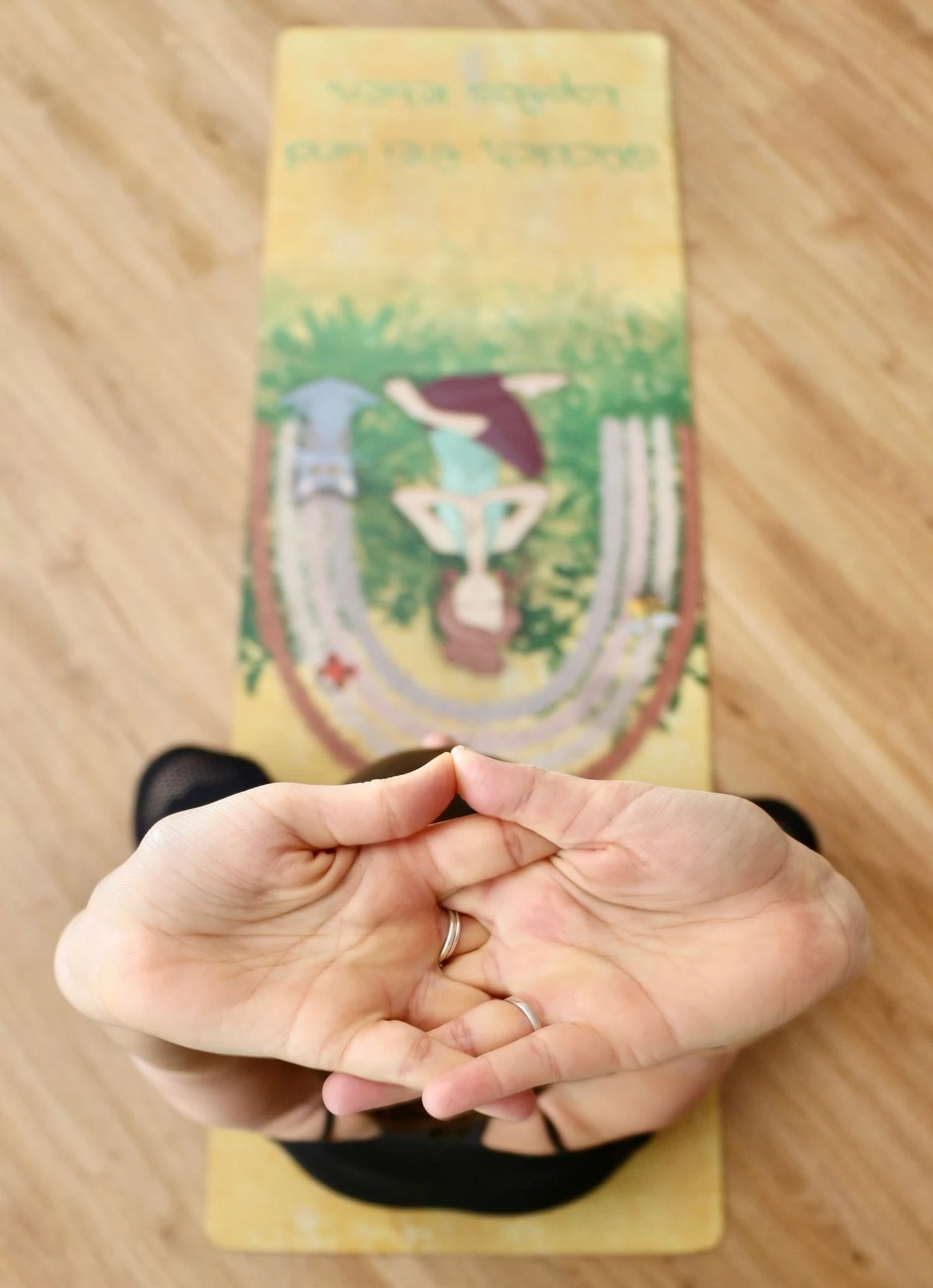 Kristin Ruhaas-Wartenberg - Yoga Liebe Berlin