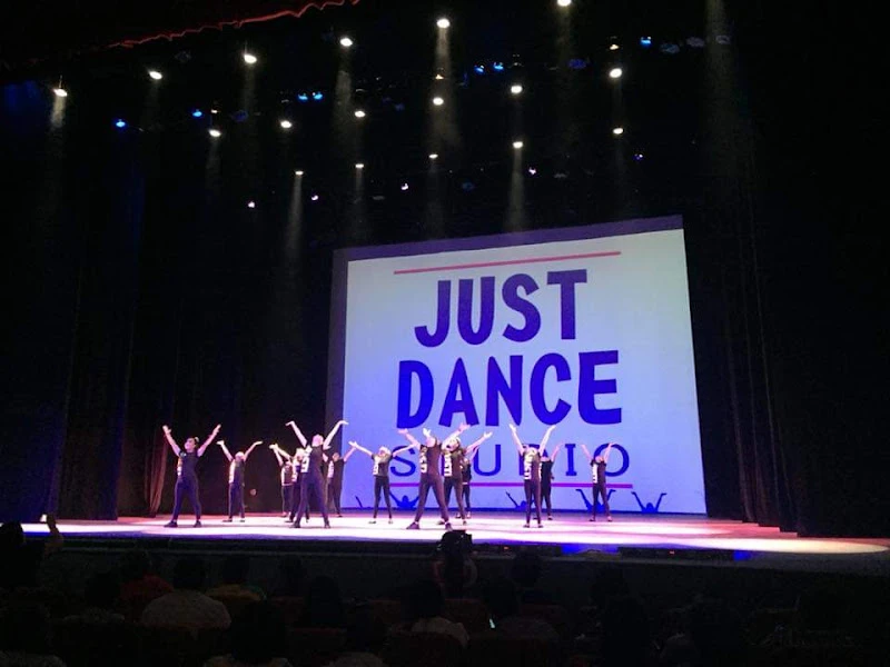 Just Dance Studio