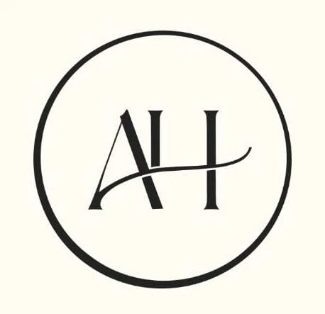 Aja House · Studio de Pilates Reformer, Yoga, Barre et Cardio