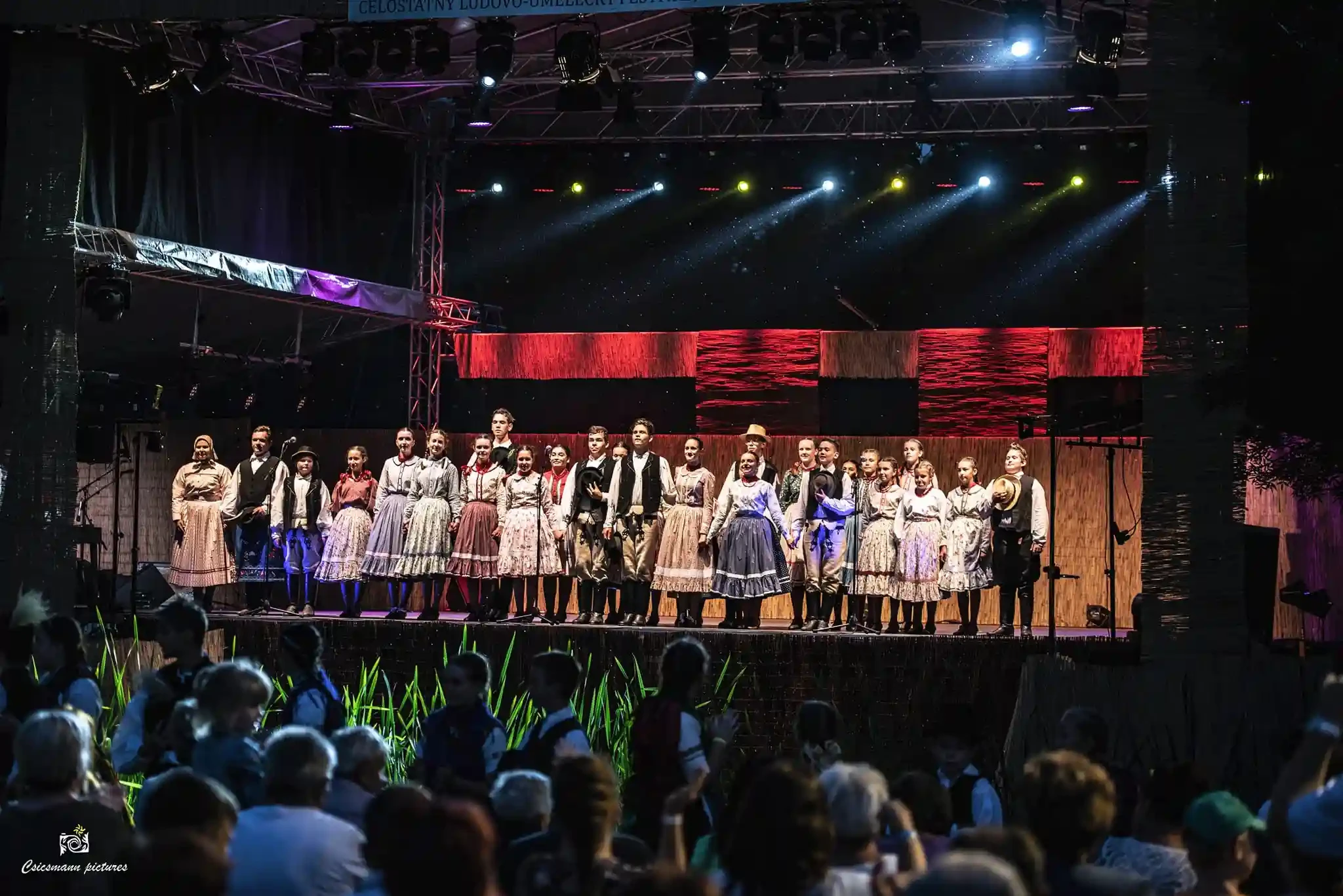Kincső - folklórny súbor
