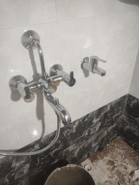 पतीला जमीन पतीला