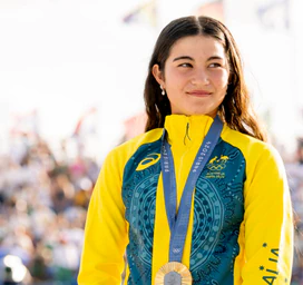 14-Year-Old Arisa Trew Skates Her Way Into History as Australia's Youngest Gold Medallist