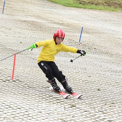 Polmonthill Ski Centre