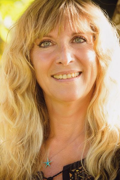 Sylvie Ducattillon - Sophrologue, Psychothérapeute - Foix, Ariège Sylvie Ducattillon - Sophrologue, Psychothérapeute - Foix, Ariège