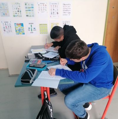 Telocvičňa pri ZŠ. Telocvičňa pri ZŠ.