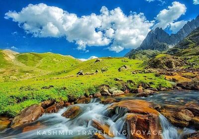 Kashmir Travelling Voyage