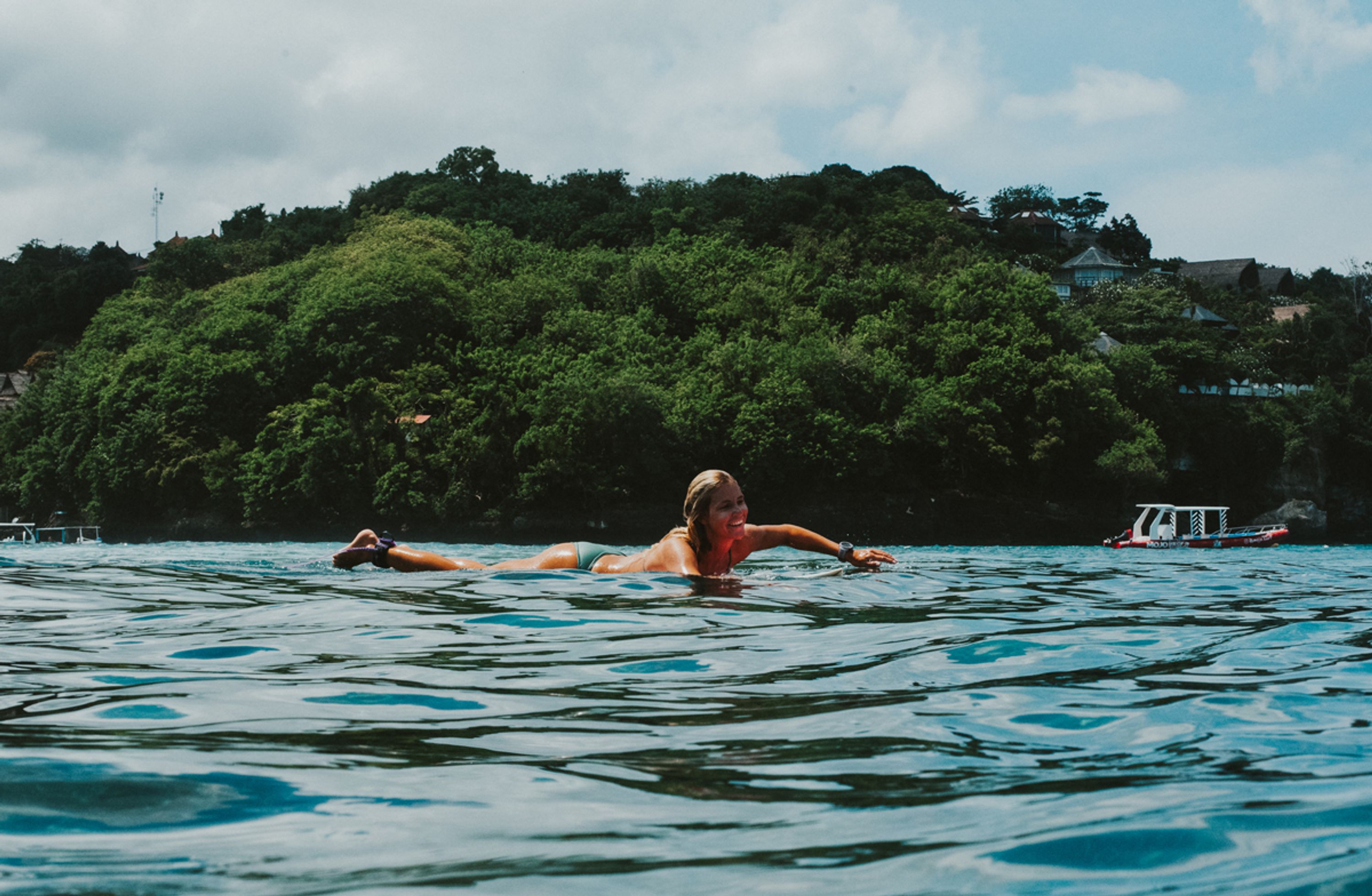 Mojosurf Camp Byron Bay