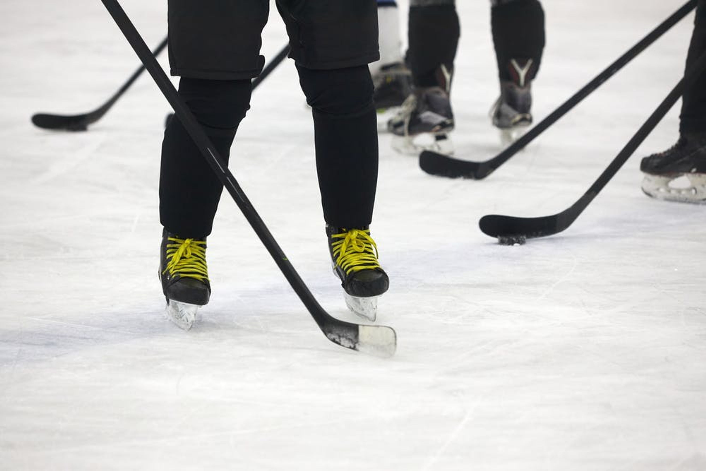 4 The Luv Of Hockey Schools & Leagues
