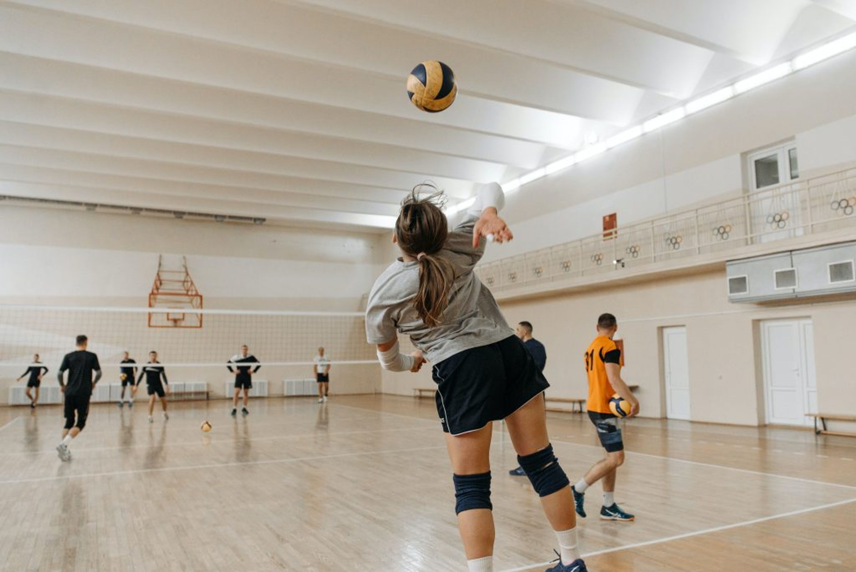 Coached Junior Volleyball Sessions
