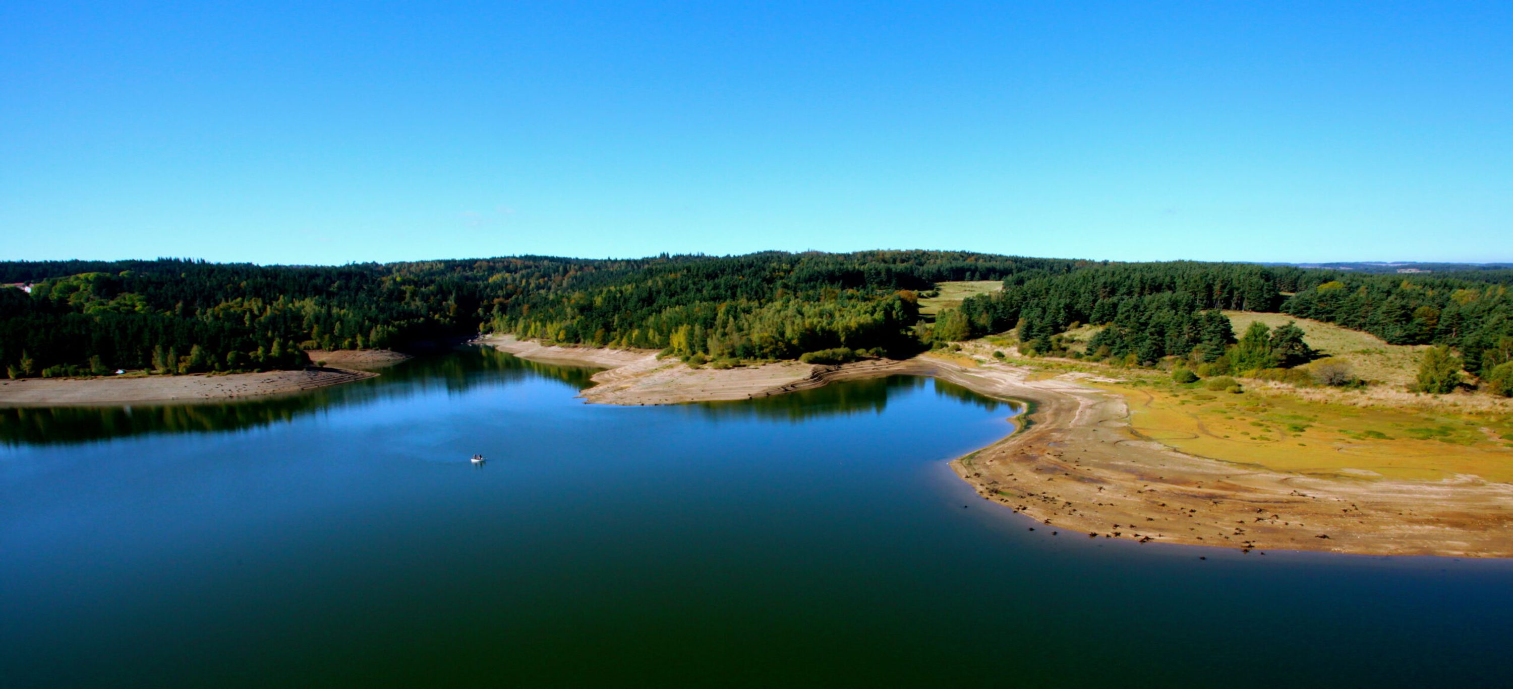 Guide de pêche lac de Naussac-Charpal-Villefort- Jérôme Bouard
