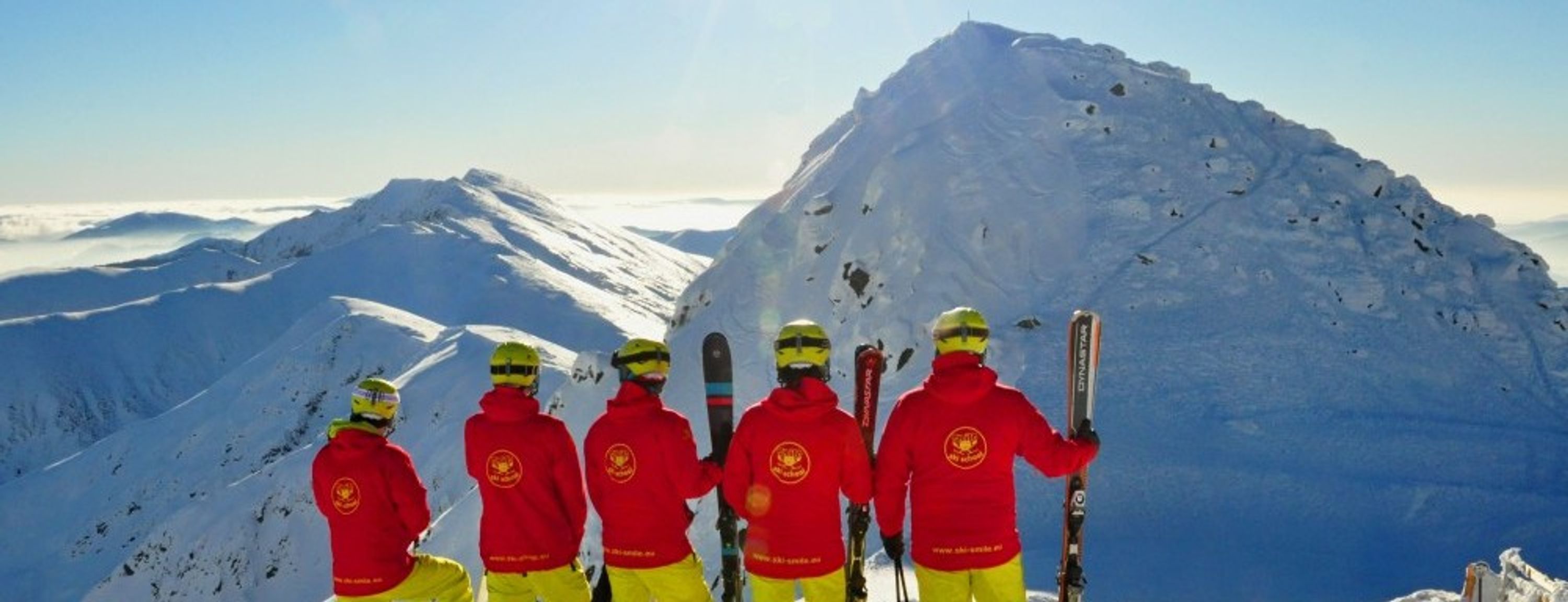 SKI SCHOOL SMILE, Ltd. Jasna