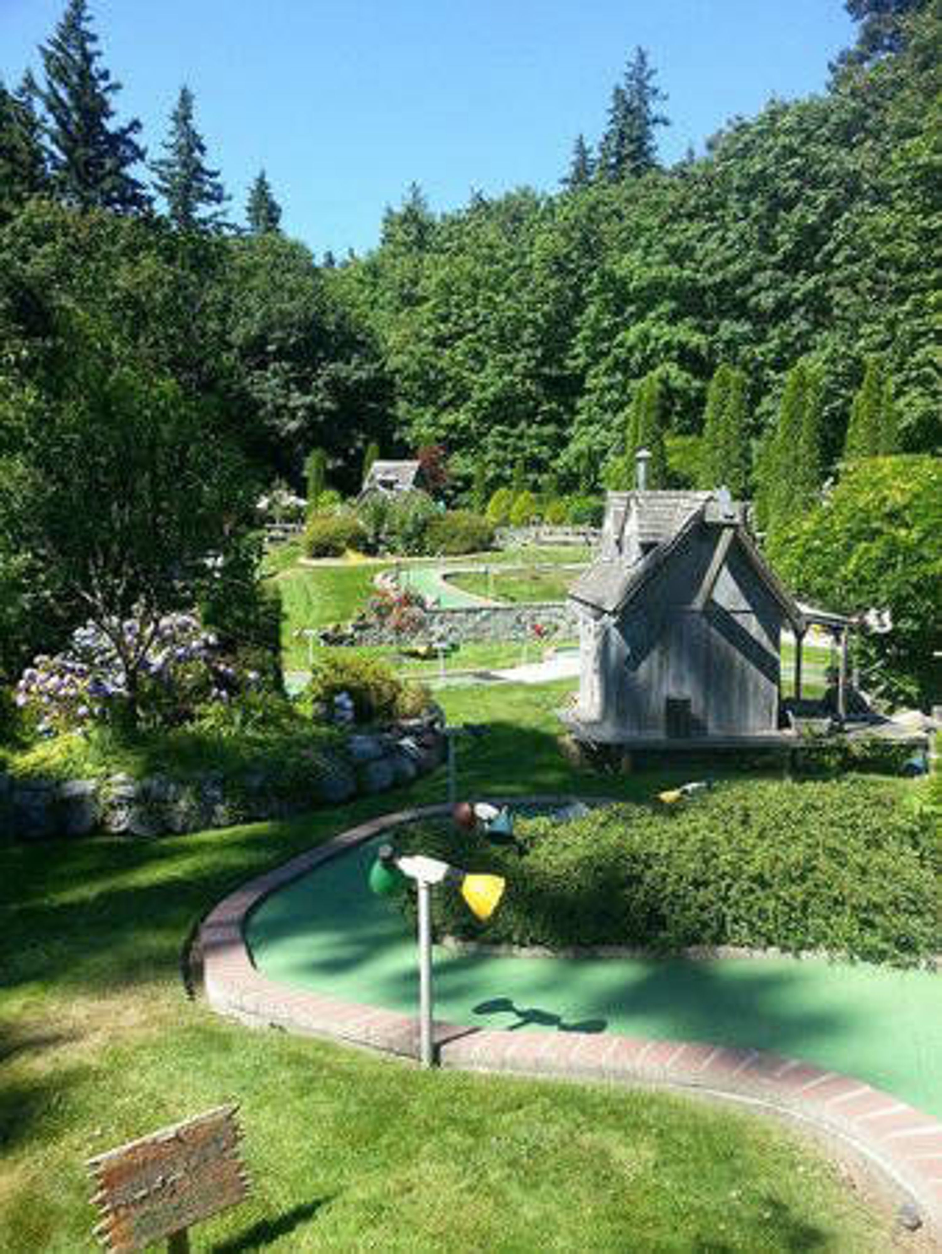 Putters Mini Golf Course