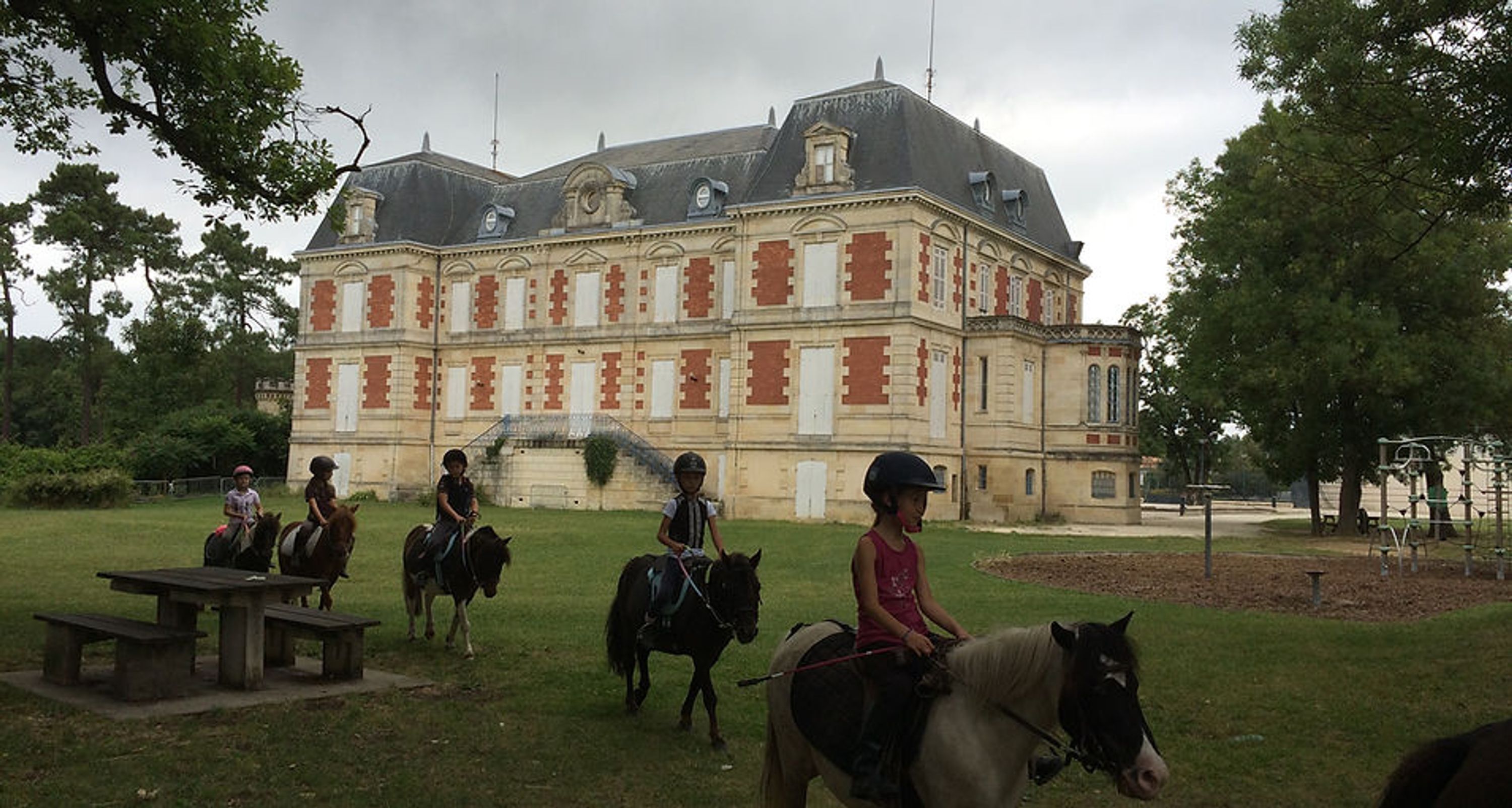 PONEY LORMONTAIS
