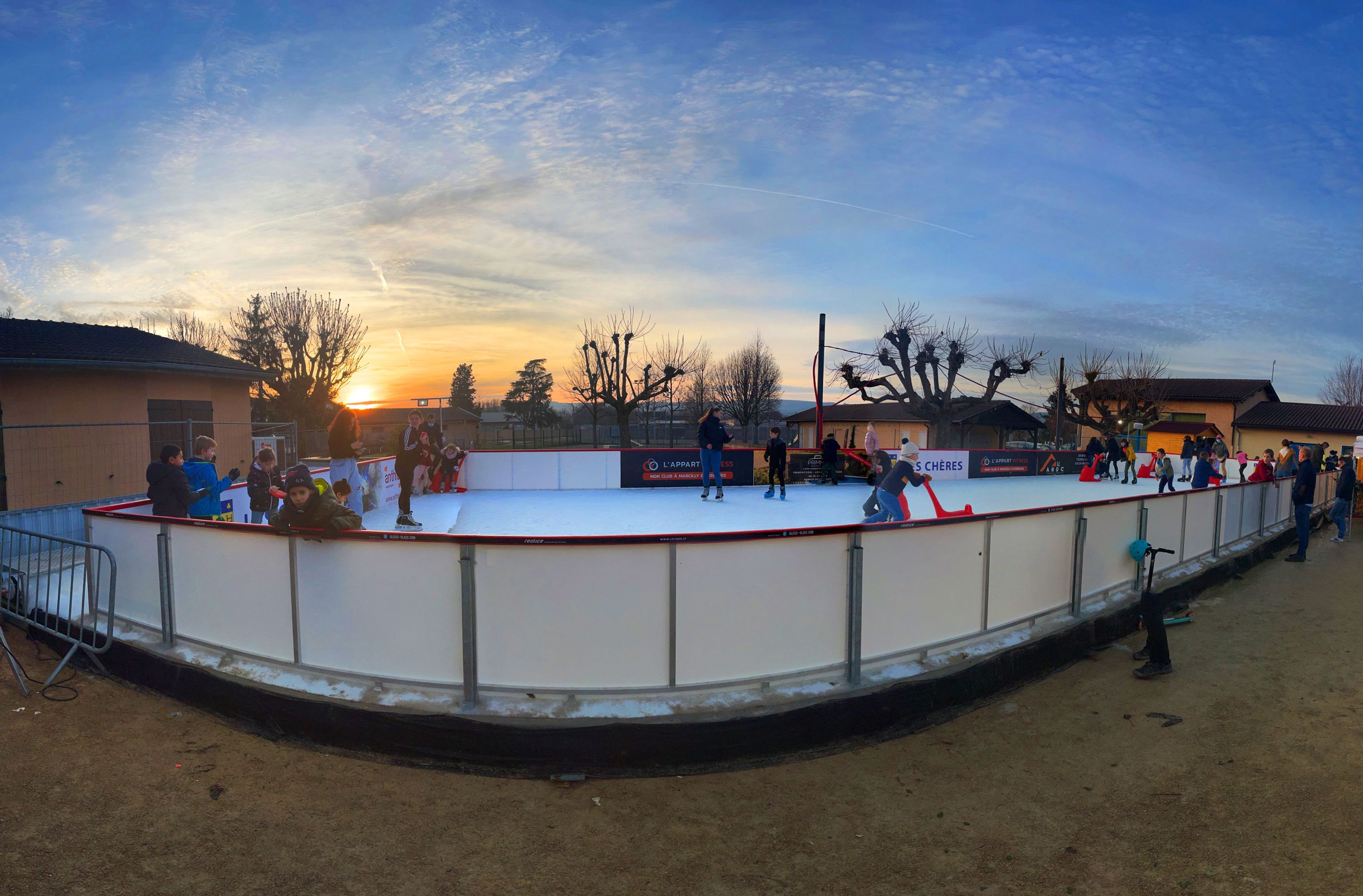 Patinoire Ephémère d'HEYRIEUX by Glisse-Glace